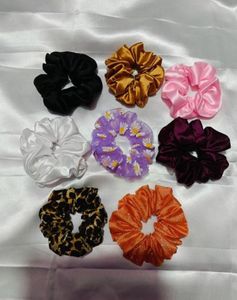 A New Glitter Purple Scrunchie ()