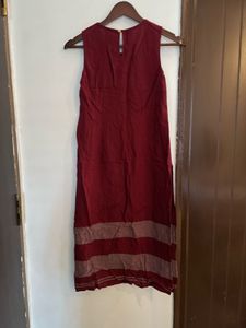 Red Embroidered Sleeveless Kurta