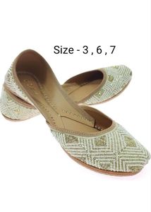 Embroidered Juttis - Size 6
