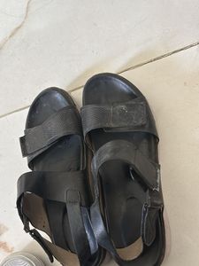 Black Sandals - Comfortable &amp; Stylish
