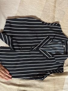 Sleeveless Crop Shirt