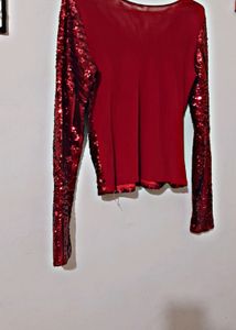 Fancy Top And Bottem Skirt Set.