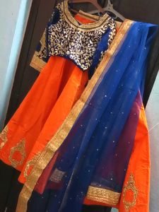 1-TimeUsed NavyBlue Blouse &amp; Dupatta For Lehenga