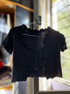 Black Cropped Top with Ribbon