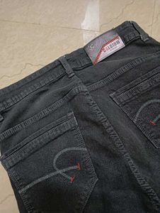 Stylish Grey jeans