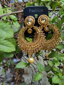 Golden Studs