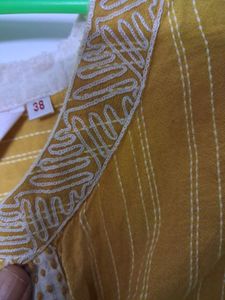 Biba Yellow Size 38 Embroidered Top