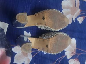 silver pearls heels size6 TODAY SALE🎊