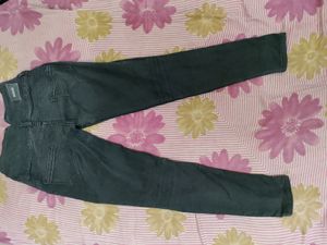Black High-waist Jean