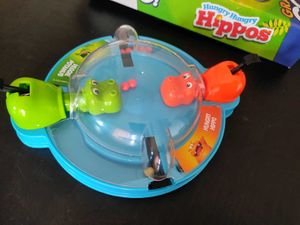 HASBRO Hungry Hippos Game - Grab and Go