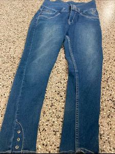 Preloved Jeans But No Zip