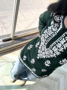 Chikankari Short kurti(Dark Green)