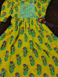 Beautiful Kurti For Festive Wear