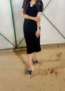 Elegant Black Midi Dress
