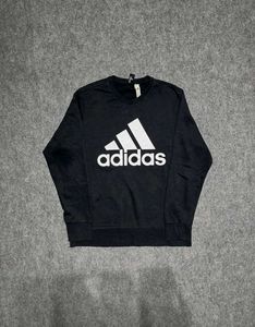 Adidas Sweatshirt