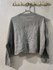 H&amp;M Gray Cropped Sweater