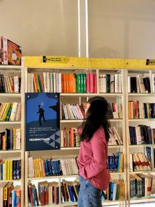 Rosewood V-Neck Long Sleeve Top