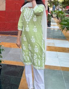 Elegant Green Embroidered Kurta Set