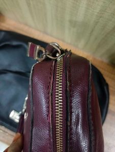 Guess Sling Bag