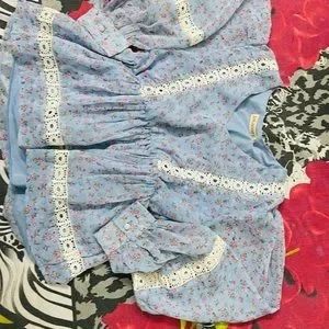 Baloon Sleeve Top