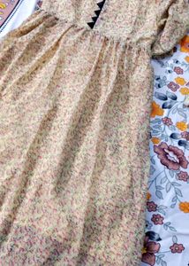 FloralTop✨️