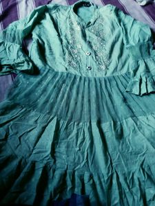 Embroidered Green Kurta