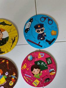 12 In 1 Round Puzzle Community Helpers (No Return)
