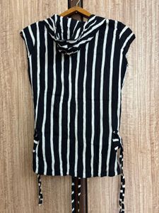 Hooded Striped Sleeveless Shirt Style Top 🖤