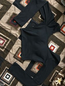 Black Long Sleeve Crop Top