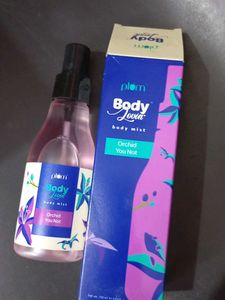 Plum  Lovin' Body Mist