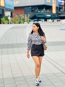 Graphic Print Top