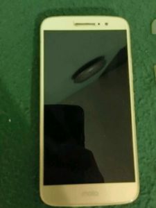 USED MOTO PHONE