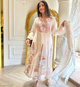 Embroidered White Salwar Kameez Set