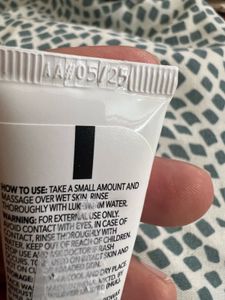 Novology Acne Cleanser Sample 5gm