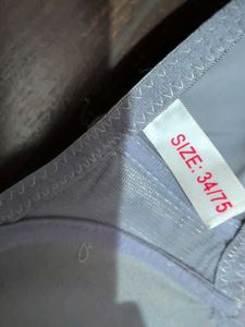 Like New pushup underwired Soft fabric Bra