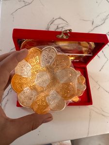 Red Velvet Gift Box With Bowls And Plate