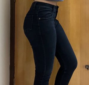 28 Size Black Denim