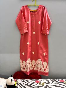 Elegant Embroidered Kurta