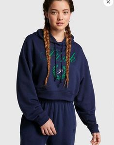 Victoria&#39;s secret Pink Cropped Hoodie