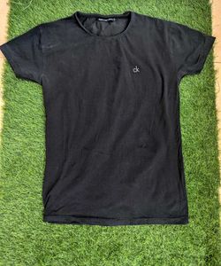 calvin klein tshirt black color for men in sale