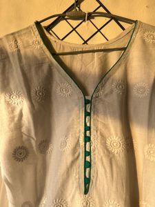 Beautiful White Cotton Chikankari Kurti