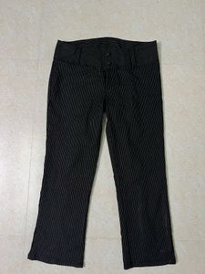 Y2K Capri Pants ❤️
