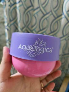 Aqualogica Illuminate Hydra Gel Moisturizer