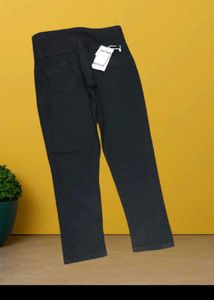 F@15 F@11 Size-32 Slim Jeans