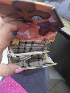 beautiful handy n side sling bag