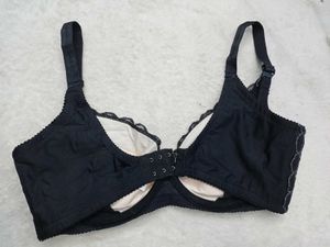 Pedded Black Bra 34, F Size