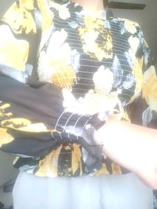 Yellow Puffed Sleeve Top