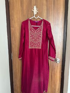 Elegant Embroidered Kurta