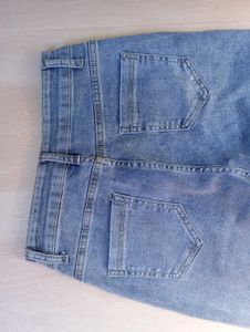 Trendy bootcut jeans for women