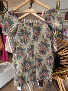 Urbanic Floral Puff Sleeve Dress